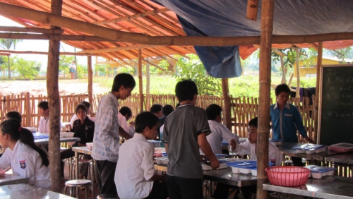 TCCB - Chính sách hỗ trợ đối với 88vvv bán trú cấp 88vv chính thức