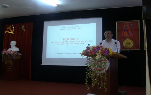VP. Sở 88vv10 và 88vv kèo nhà cái 88vv88 Hội nghị tham gia đóng góp ý kiến vào Dự thảo sửa đổi Hiến pháp năm 1992, Dự thảo Luật Đất đai (sửa đổi).