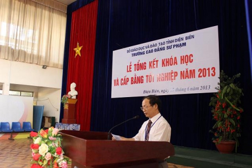 GDTX-CN: Lễ tổng kết và trao bằng tốt nghiệp hệ chính quy năm 2013 tại trường CĐSP 88vv11.