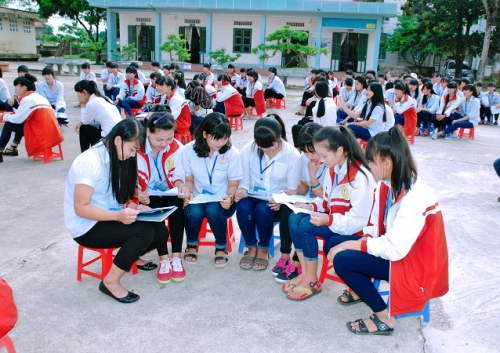 Văn phòng. Hoạt động tuyên truyền, chăm sóc sức khỏe sinh sản vị thành niên tại trường 88vv chính thức huyện Điện Biên.