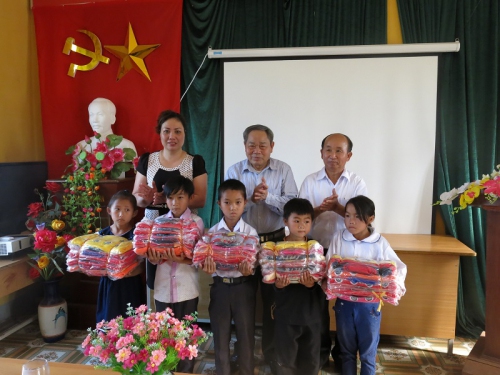 HKH- vv88bet thưởng trường học đạt chuẩn quốc gia 31 triệu đồng