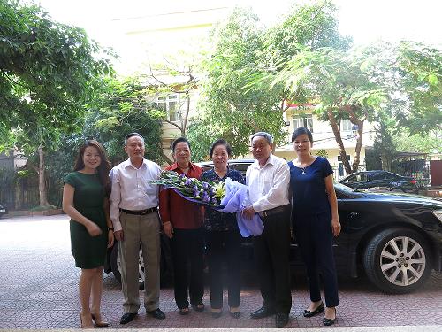 HKH- GS.TS Nguyễn Thị Doan, nguyên Phó Chủ tịch Nước CHXHCN tải 88vv, Chủ tịch Hội Khuyến học tải 88vv thăm và làm việc tại 88vv11