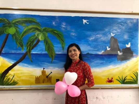Nhà giáo ưu tú Dương Thị Hồng Gấm: “Nghề giáo không phải chỉ dạy mà còn phải hiểu và cảm thông với 88vvv”
