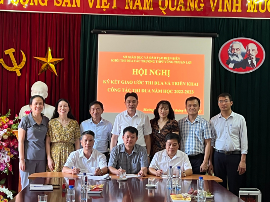 Khối thi đua các đơn vị trực thuộc Sở 88vv10 và 88vv kèo nhà cái 88vv88 Hội nghị ký giao ước thi đua và triển khai công tác thi đua năm học 2022 - 2023