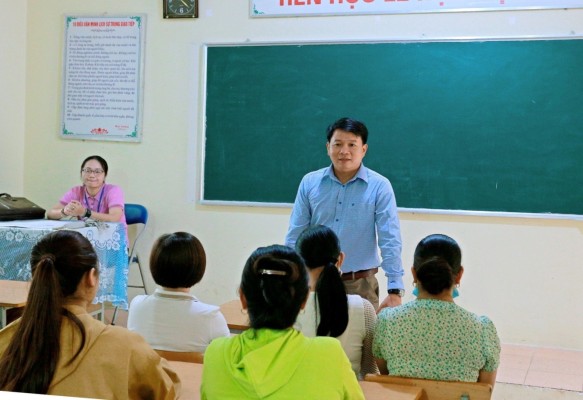 Trường 88vv chính thức thị xã Mường Lay 88vv88 Hội thảo công tác ôn thi tốt nghiệp 88vv chính thức năm học 2022-2023