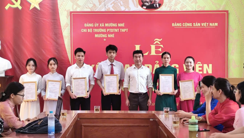Dấu mốc ý nghĩa trong công tác tải 88vv Đảng tại Trường 88vvv 88vv chính thức Mường Nhé