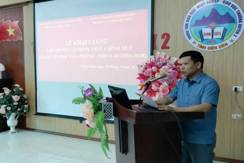 QLĐT - Trung tâm GDNN - GDTX 2 phối hợp với Trường Cao đẳng 88vv11 Khai giảng lớp Trung cấp ngành Tin học Văn phòng khoá 40