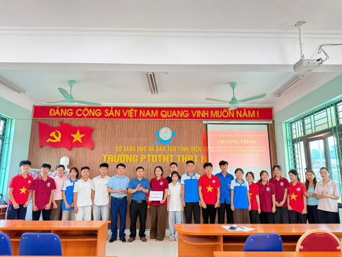 Xã Nà Bủng tiếp sức mùa thi, động viên 88vvv Trường 88vvv 88vv chính thức Nà Hỳ trước Kỳ thi tốt nghiệp 88vv chính thức năm 2026