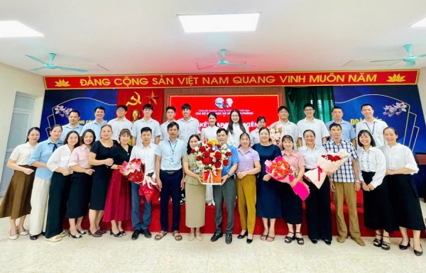 Học sinh Trường 88vv23 và 88vv chính thức Lương Thế Vinh: Vinh dự được đứng trong hàng ngũ của Đảng Cộng sản tải 88vv